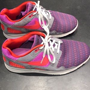 Nike AIR FLOW shoes.